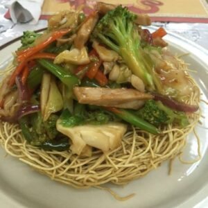 51. Coconut Satay Chicken and Vegetables on Crispy Noodles / 椰香沙爹鸡肉什菜脆面